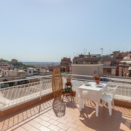Апартаменты Iflat Shiny Penthouse In Balduina Рим Экстерьер фото