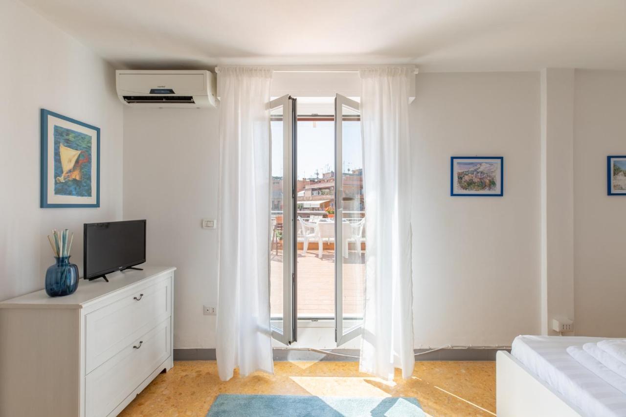 Апартаменты Iflat Shiny Penthouse In Balduina Рим Экстерьер фото